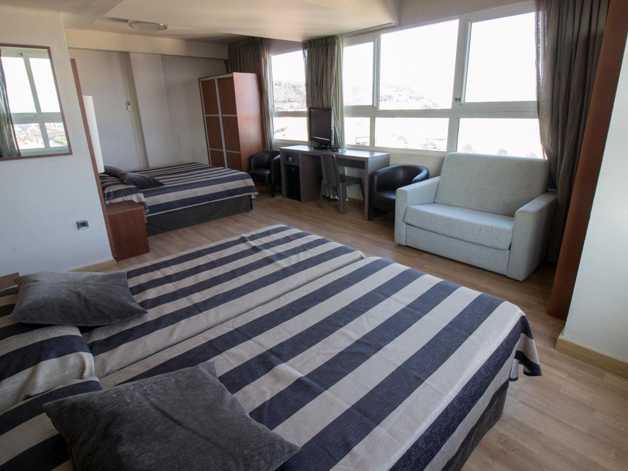 Hotel Panorama Л'Естартіт Номер фото